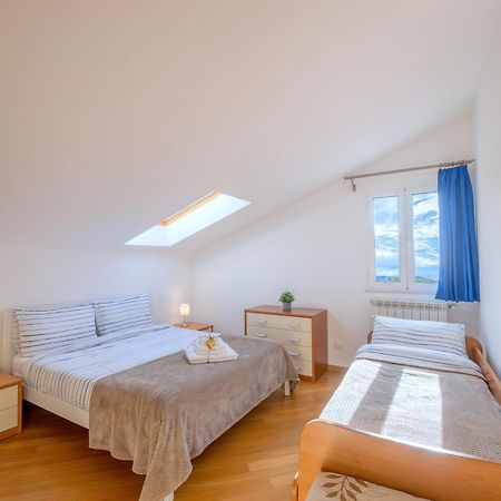 Appartamento Pesco "A Casa Felice" Pietra Ligure Exterior photo